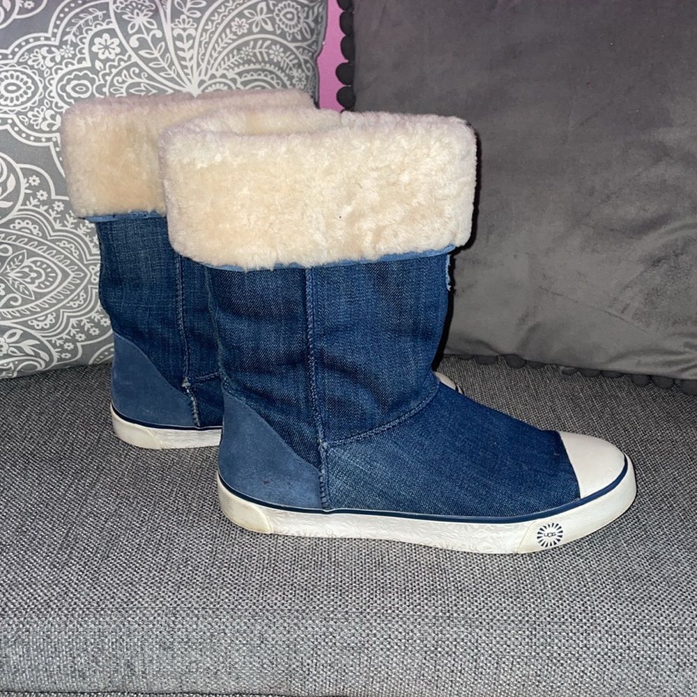 UGG AUSTRALIA DELAINE DISTRESSED DENIM CONVERSE SHEARLING FUR BOOT 🔥